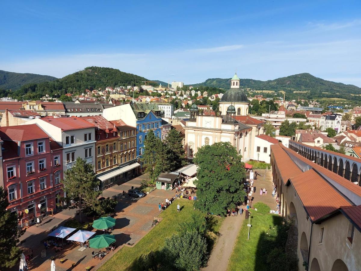 Apartments Rose Garden Decin Exterior foto